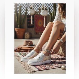 Aldo 𖦹 Brubrylla Sparkly Vegan Leather Sneakers 𖦹 Rose Gold Iridescent 𖦹 7.5M 𖦹